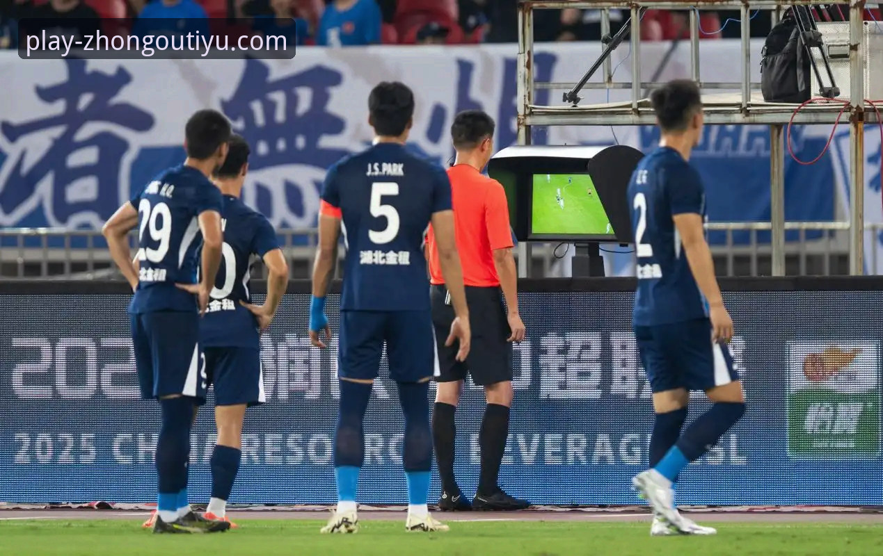 中欧体育平台观赛指南——深度解析青岛海牛3-1击败上海海港的战术博弈